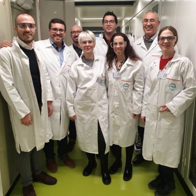 technotrain Technotrain scientists in laboratory