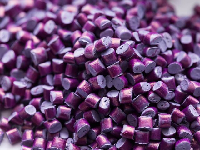 Polymer-Compounding Customized polymer compounds for high performance plastics